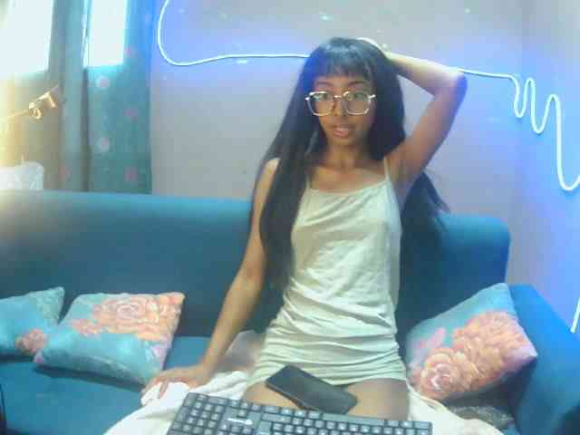 Marinahgrey webcam