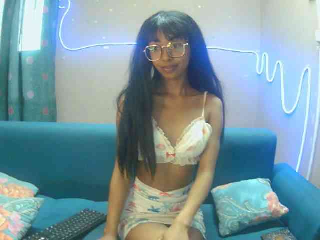 Marinahgrey webcam