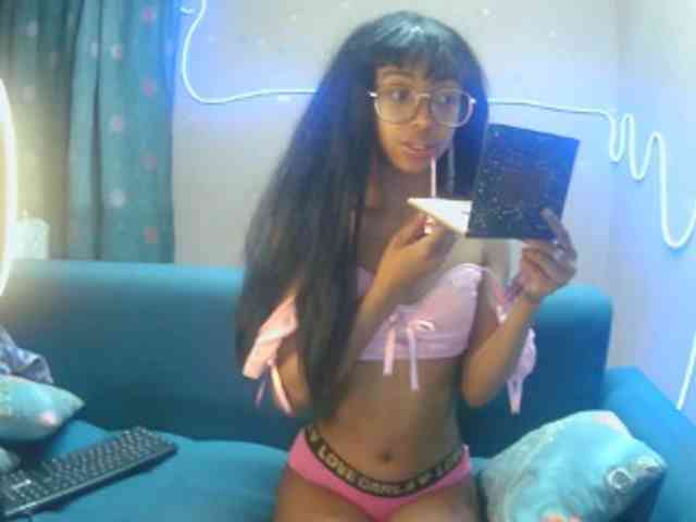 Marinahgrey webcam