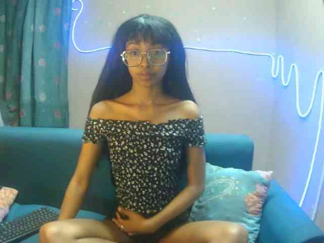 Marinahgrey webcam