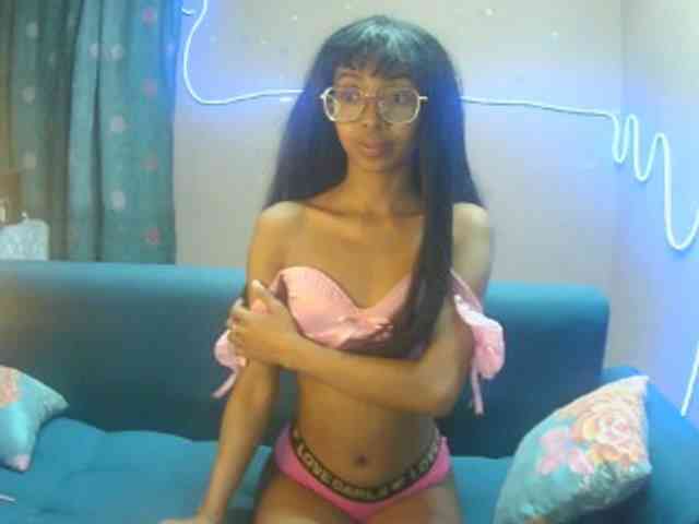 Marinahgrey webcam