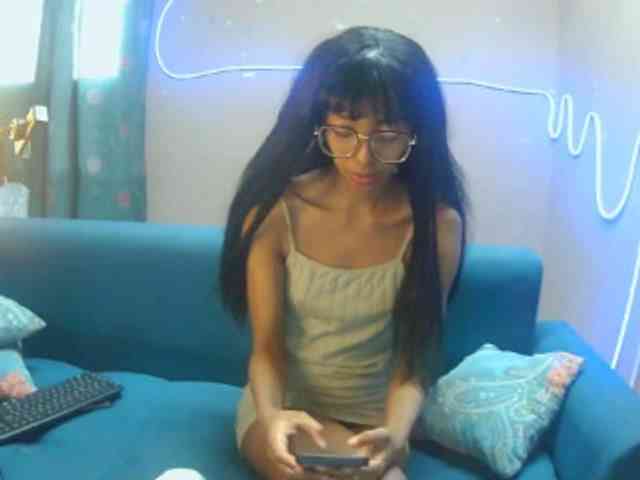 Marinahgrey webcam
