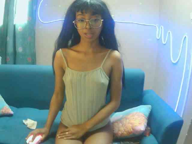 Marinahgrey webcam