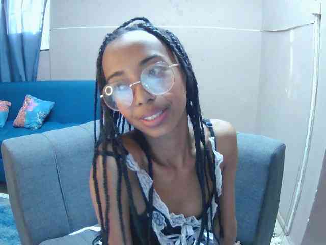 Marinahgrey webcam