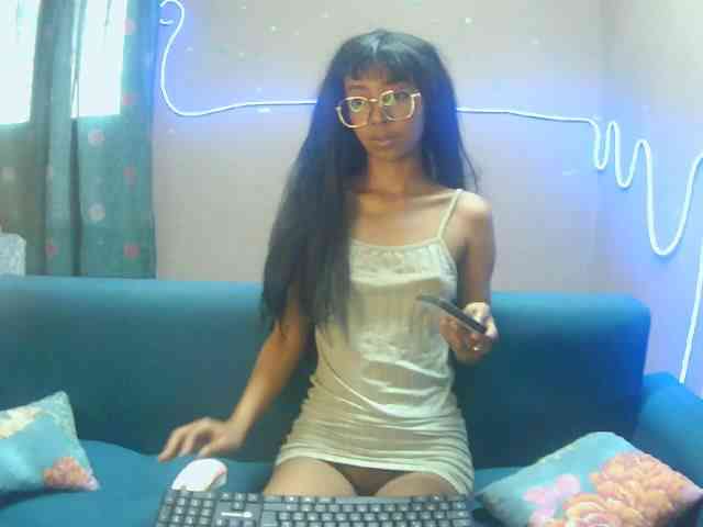 Marinahgrey webcam
