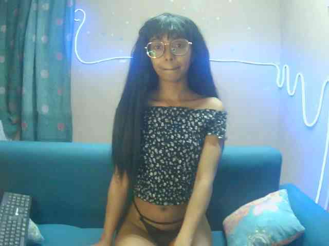 Marinahgrey webcam