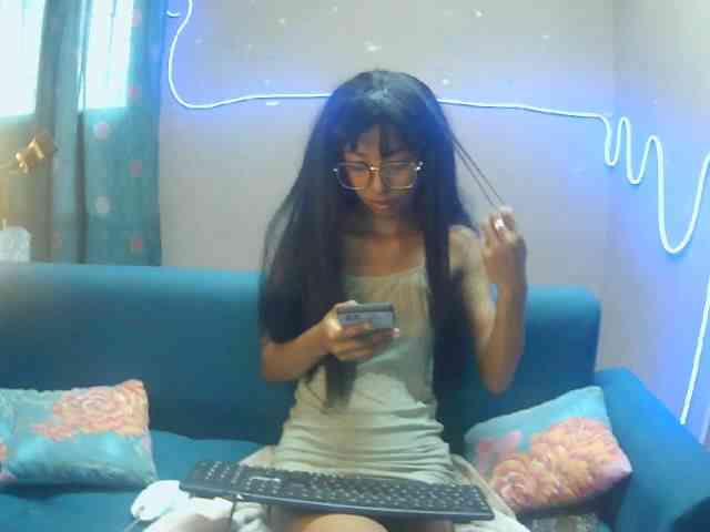 Marinahgrey webcam