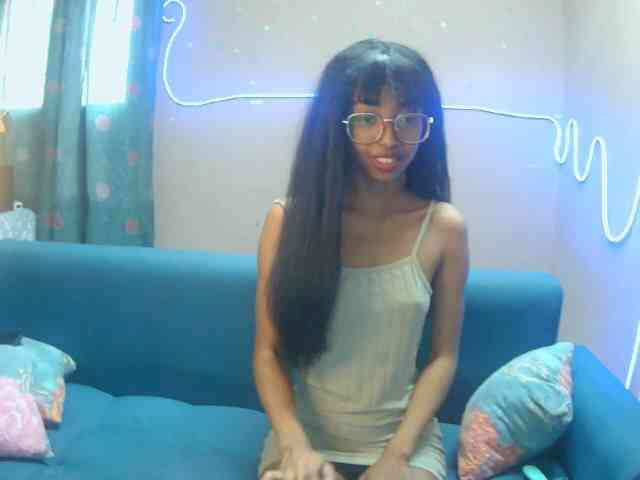 Marinahgrey webcam