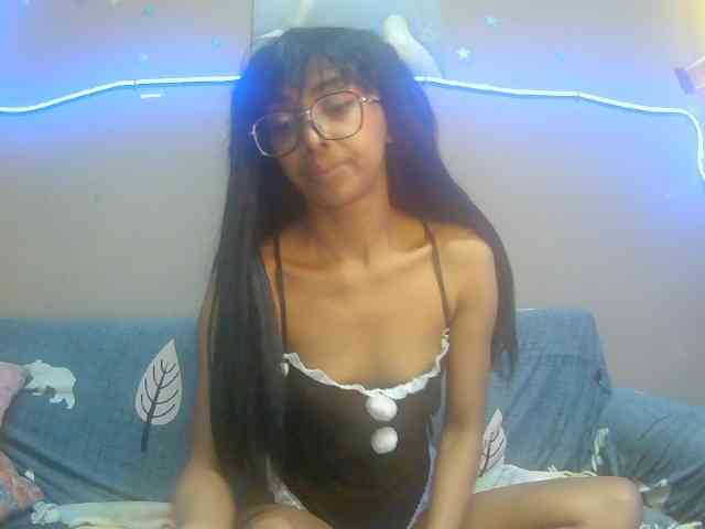 Marinahgrey Live Webcam on BongaCams