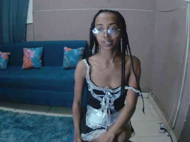 Marinahgrey webcam