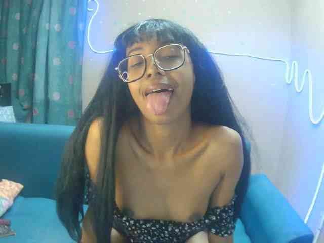 Marinahgrey webcam