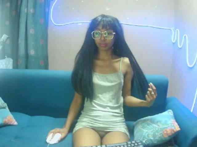 Marinahgrey webcam