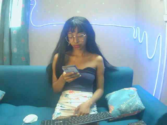 Marinahgrey webcam
