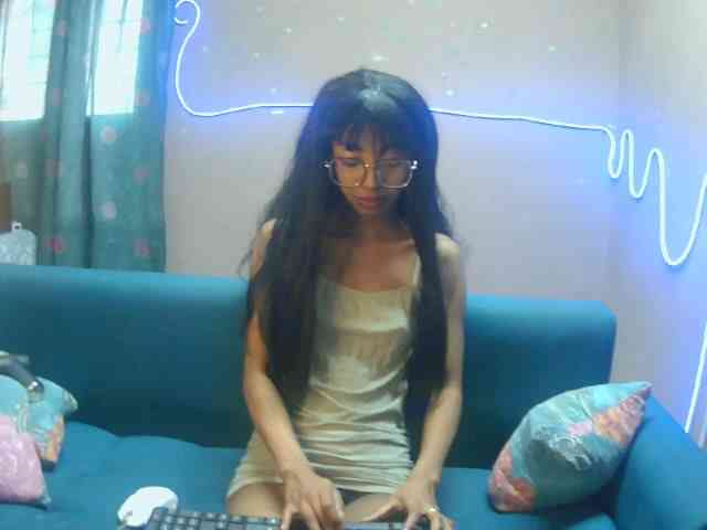 Marinahgrey webcam