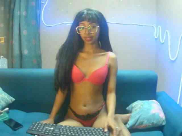 Marinahgrey webcam