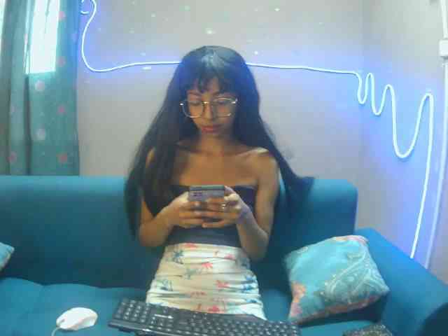 Marinahgrey webcam