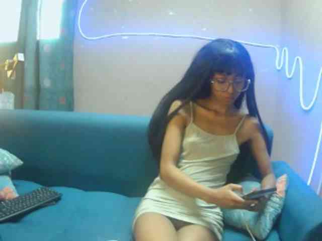 Marinahgrey webcam