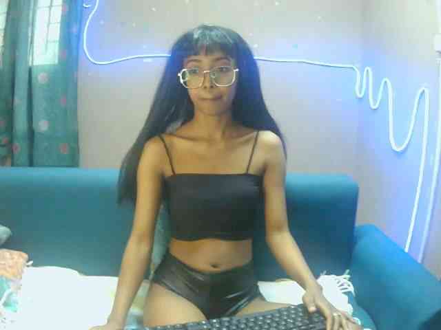 Marinahgrey webcam