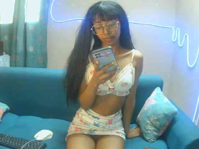 Marinahgrey webcam