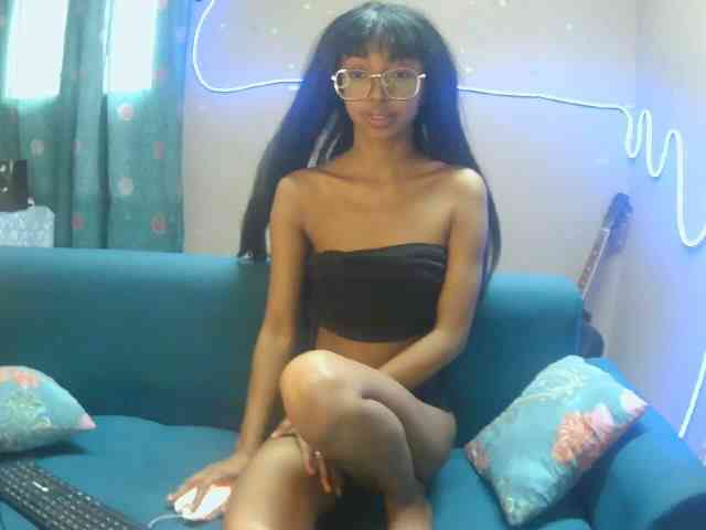Marinahgrey webcam