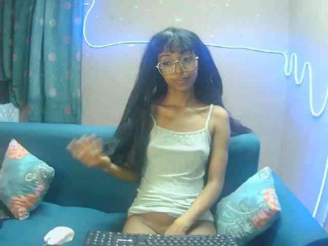 Marinahgrey webcam
