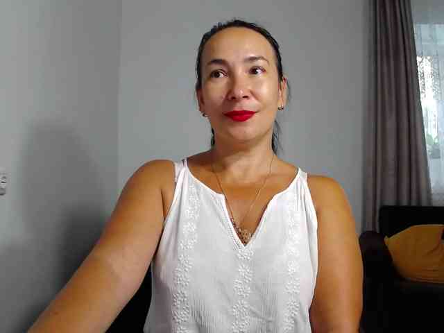 LikaLady webcam