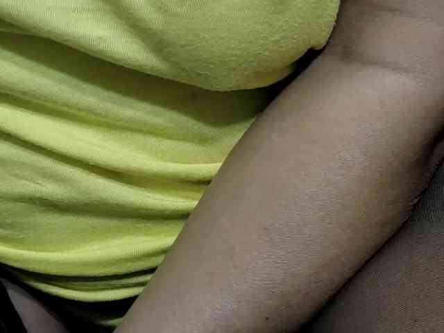 LikaLady webcam
