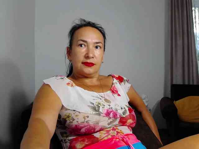 LikaLady webcam