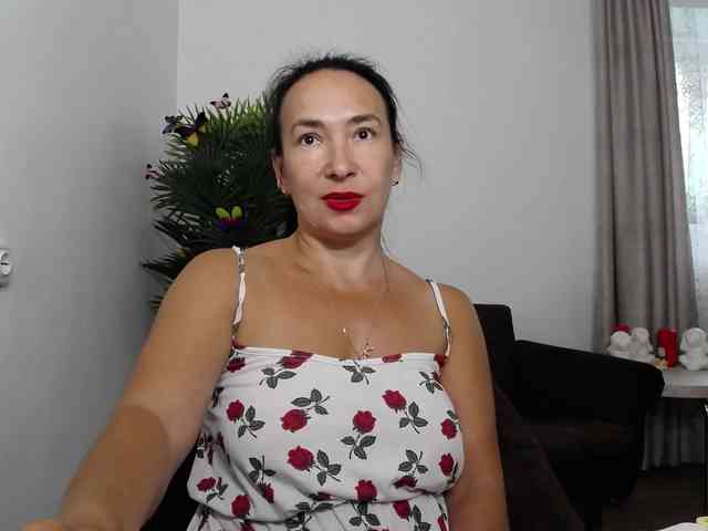 LikaLady webcam