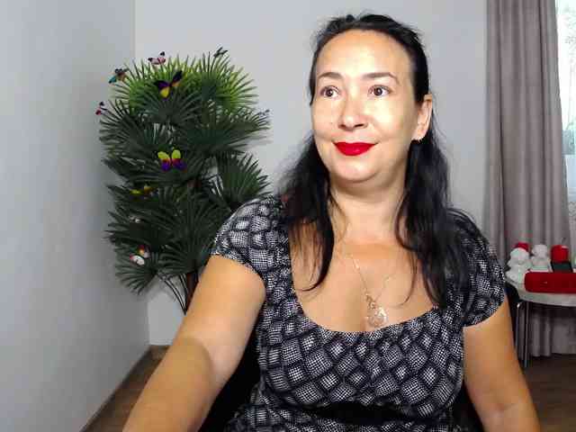 LikaLady webcam
