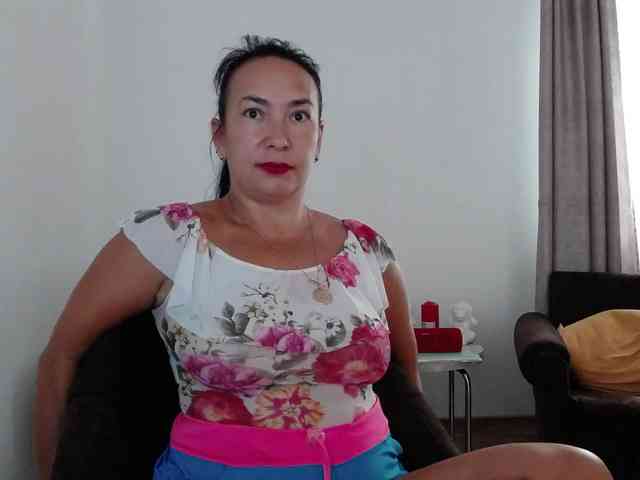 LikaLady webcam