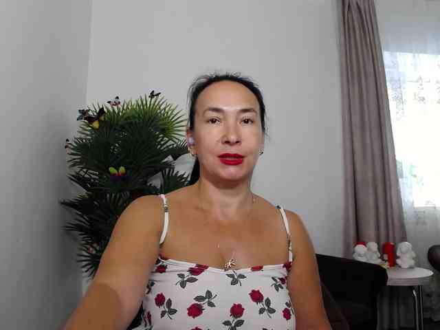 LikaLady webcam