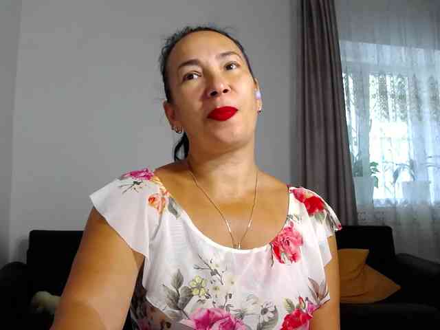 LikaLady webcam