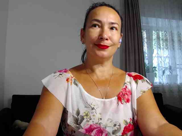 LikaLady webcam