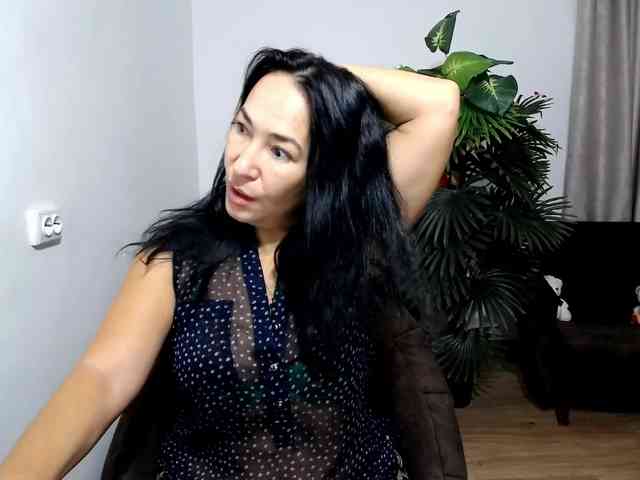 LikaLady webcam
