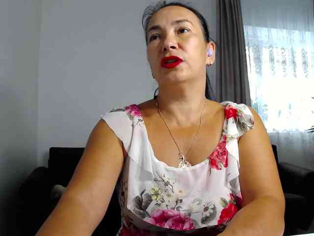 LikaLady webcam
