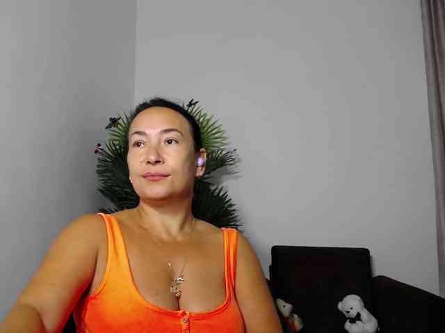 LikaLady webcam
