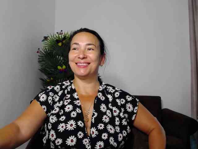 LikaLady webcam