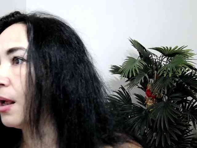 LikaLady webcam