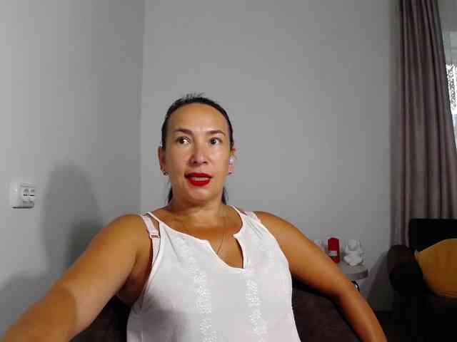 LikaLady webcam
