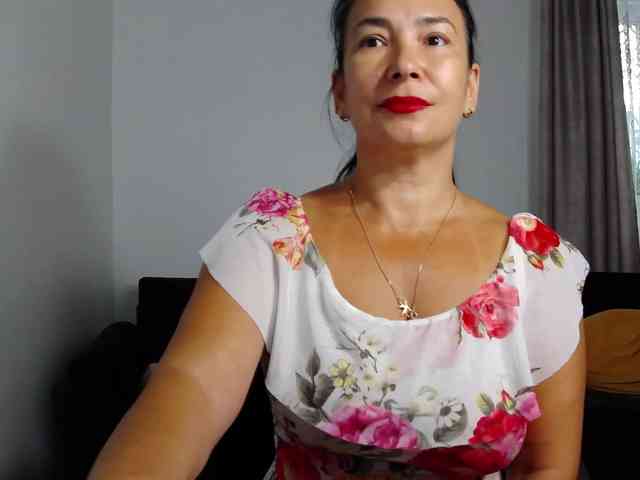 LikaLady webcam