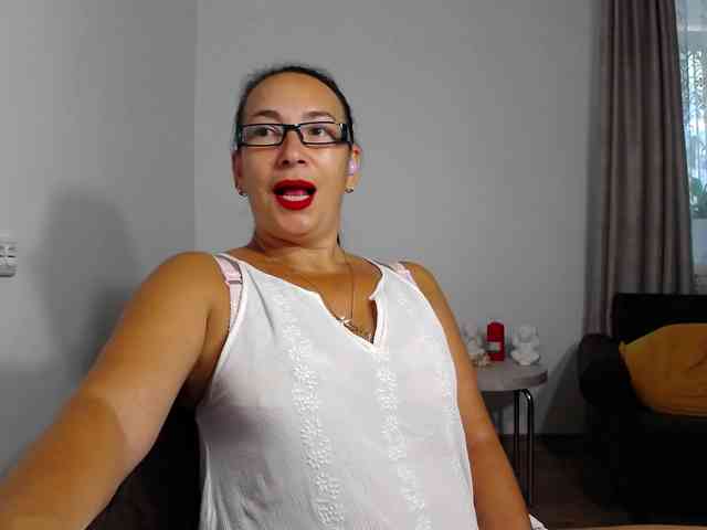 LikaLady webcam