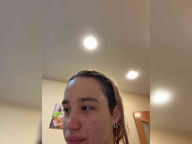 chat with cam Alesiya