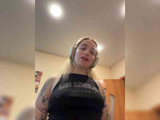 Alesiya webcam