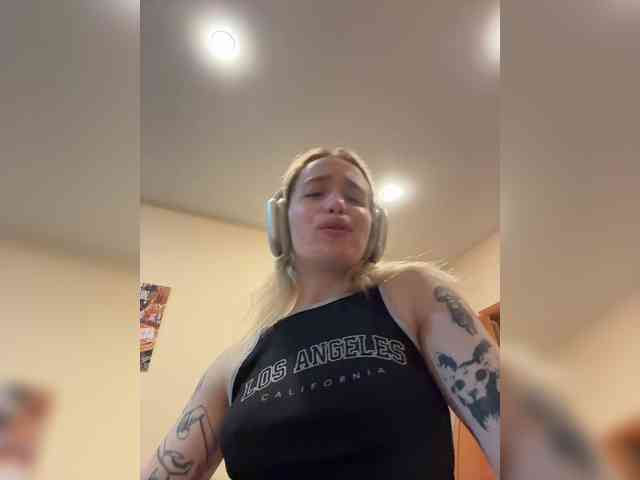 Alesiya webcam