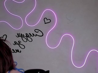 EllyBurton Porn Show