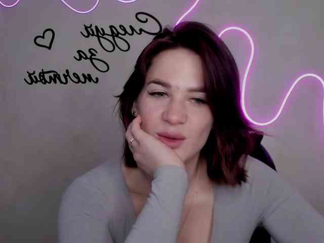 EllyBurton webcam