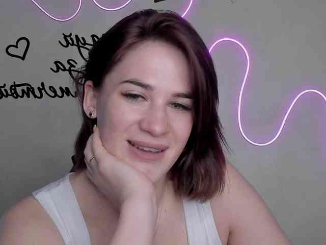 EllyBurton webcam