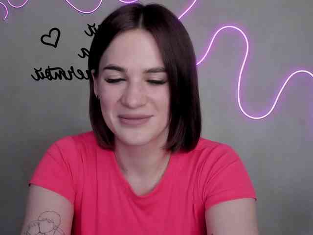 EllyBurton webcam