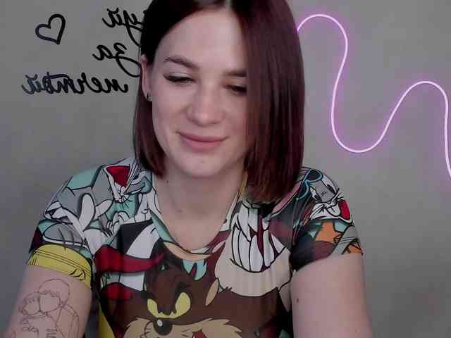 EllyBurton webcam